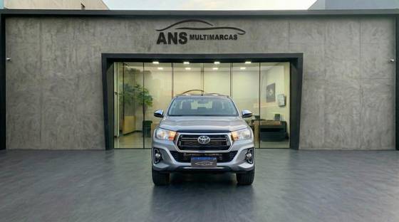 TOYOTA HILUX 2.8 SRV 4X4 CD 16V DIESEL 4P AUTOMÁTICO